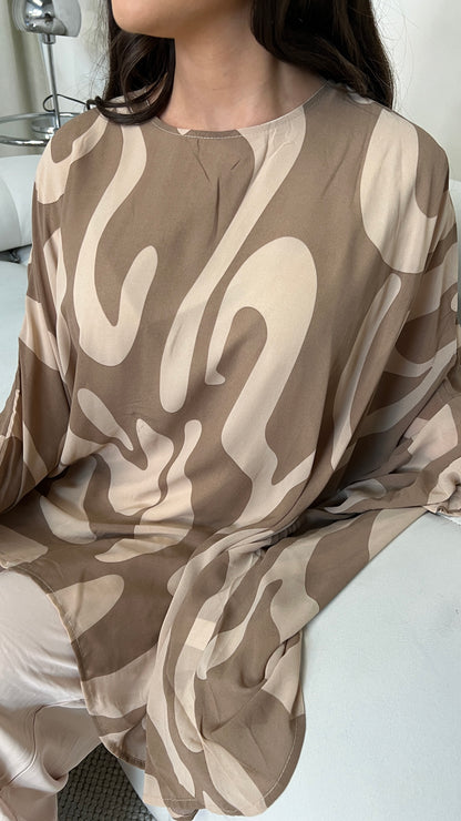 Brush Print Poncho and Trouser Set | Caramel Macchiato